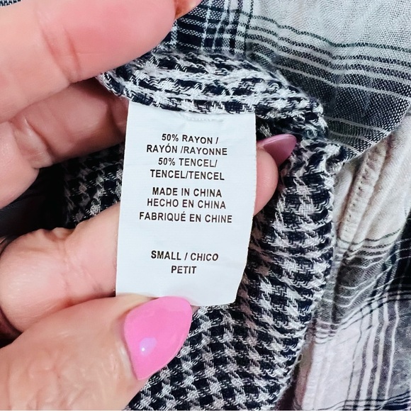 Rails Lennox  Blue and White Plaid Flannel Button Down Long Sleeve Shirt Size S - Picture 8 of 9